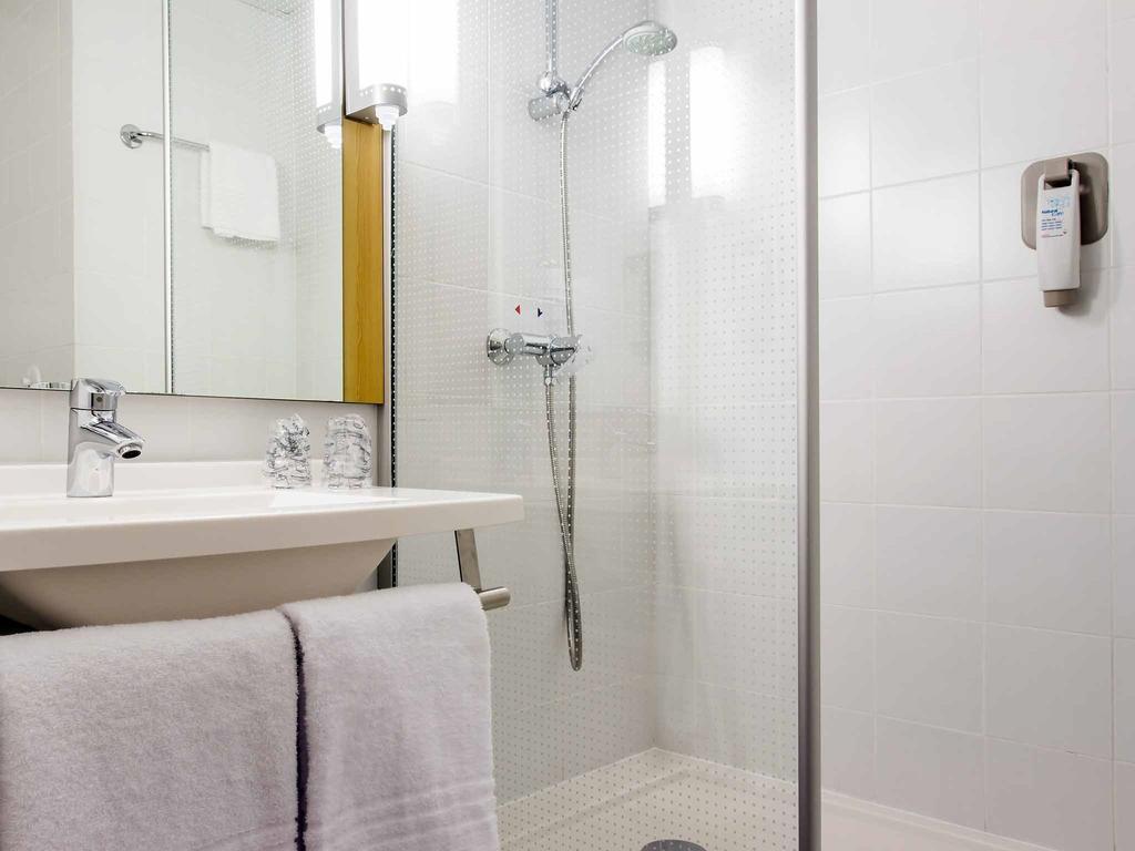 Ibis Budget Concarneau Bagian luar foto