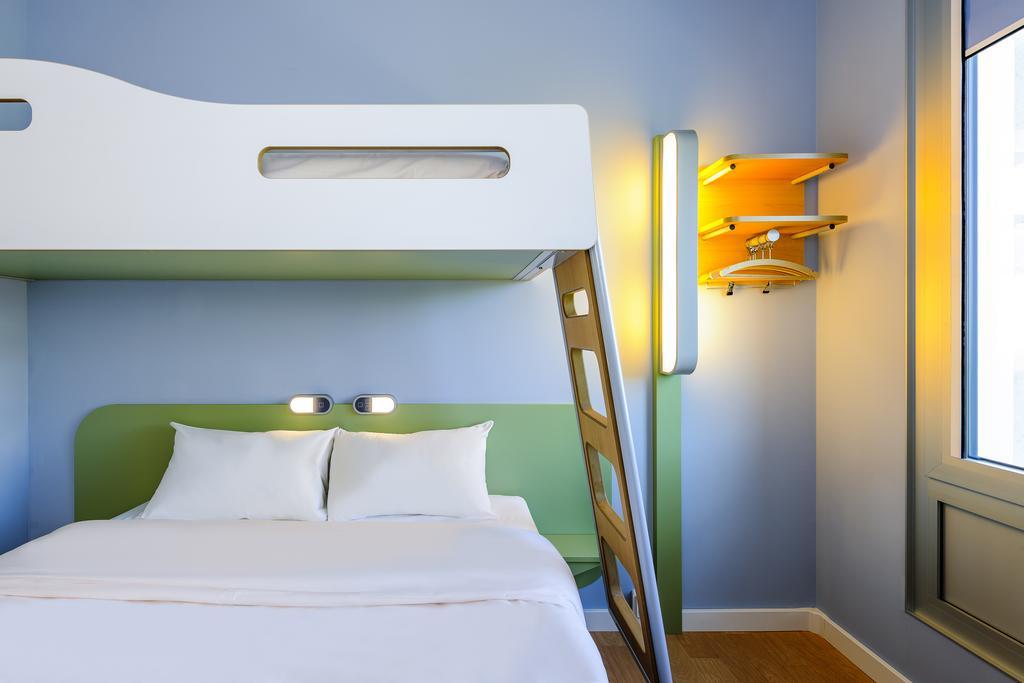 Ibis Budget Concarneau Bagian luar foto