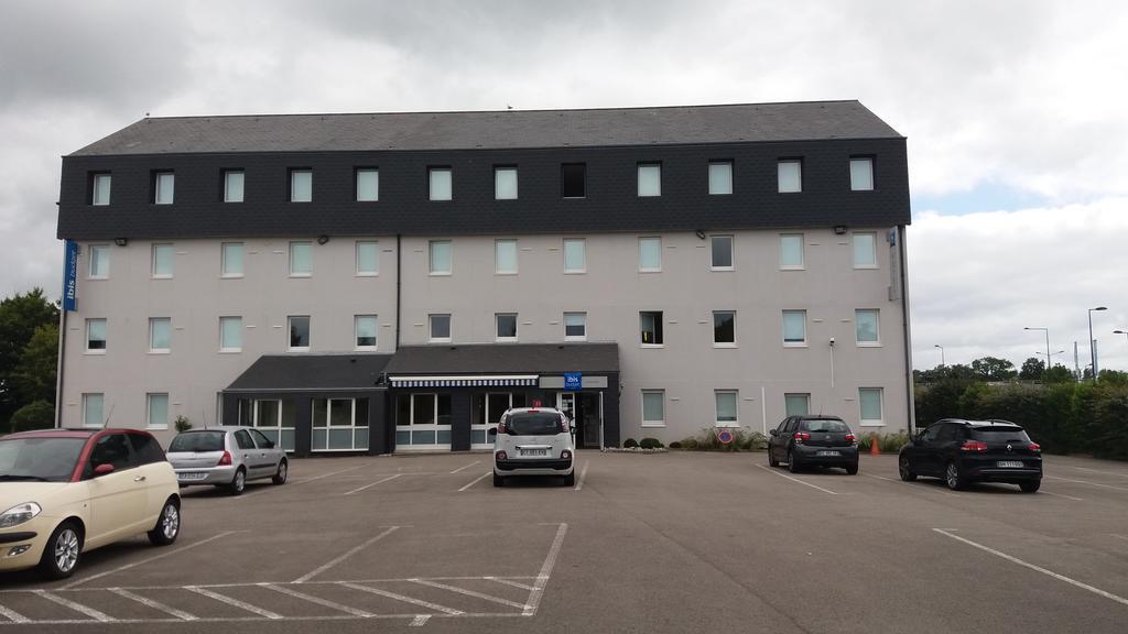 Ibis Budget Concarneau Bagian luar foto